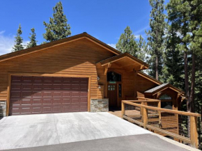 Windsor Lodge Truckee